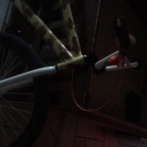 Meet your Posher, Camilo